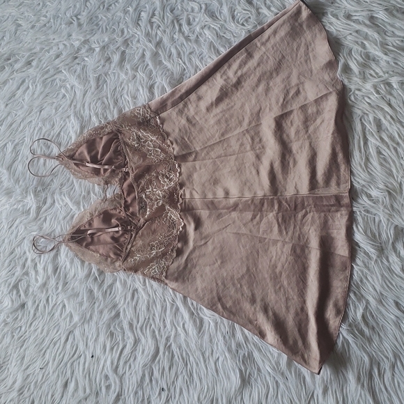 In Bloom nightie - Picture 4 of 4